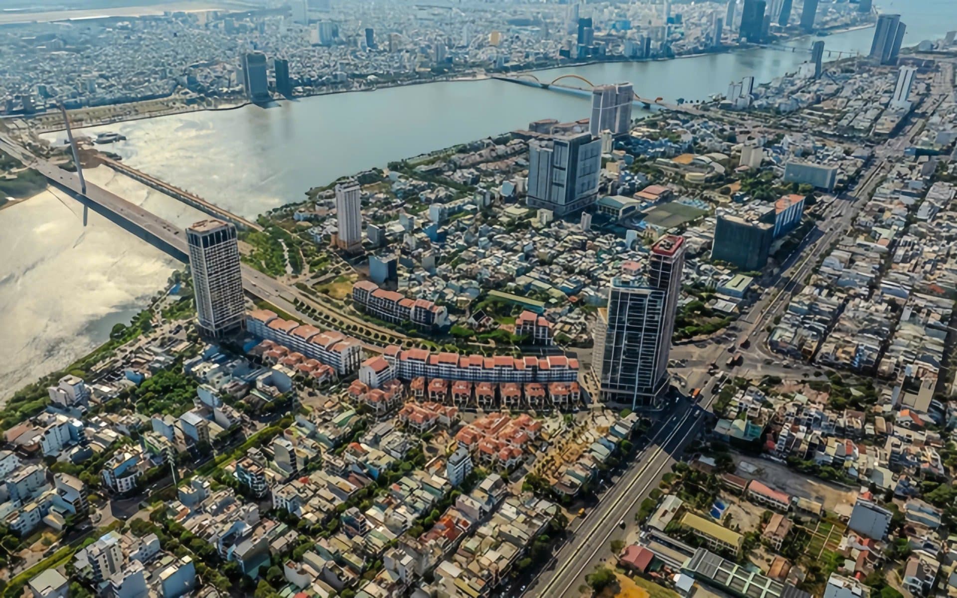 Dự án Sun Cosmo Residence với mức giá cho thuê khủng. Ảnh: Ánh Dương.