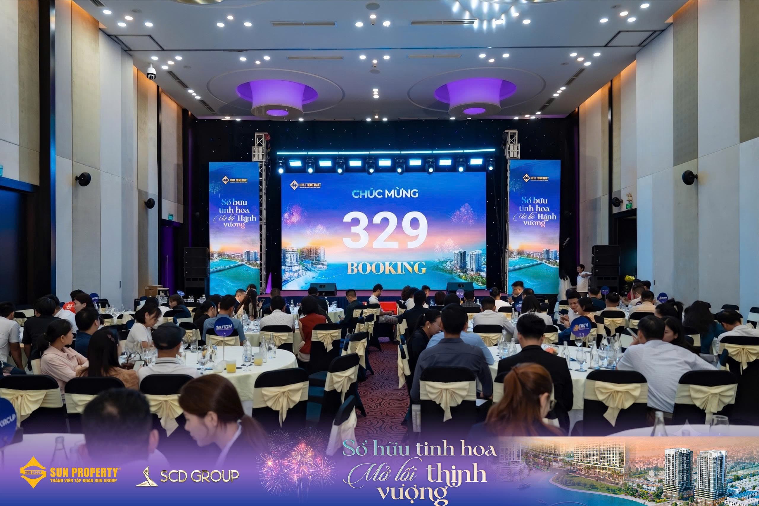 Hơn 300 booking được ghi nhận ngay trong sự kiện.